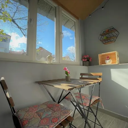 In The Center Next To Ndk Apartment *