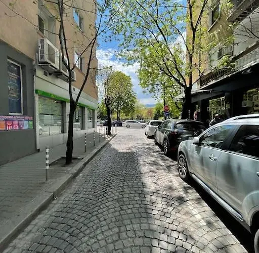 In The Center Next To Ndk * Sofya